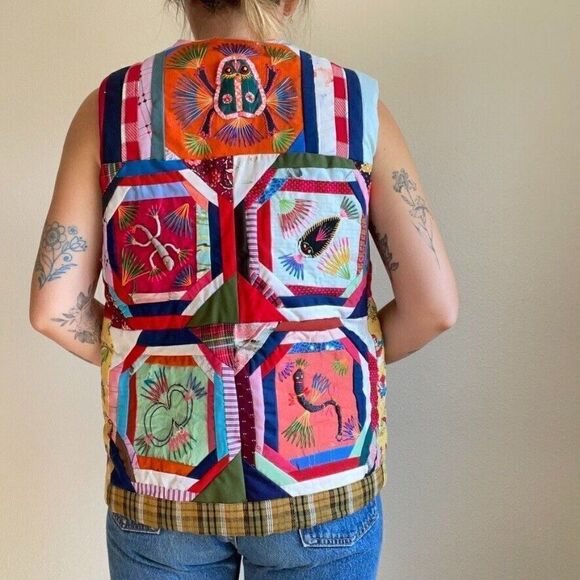 Vintage Handmade 1950s Quilted Animal Scene Folk Cottagecore Vest Sz M - Picture 2 of 10